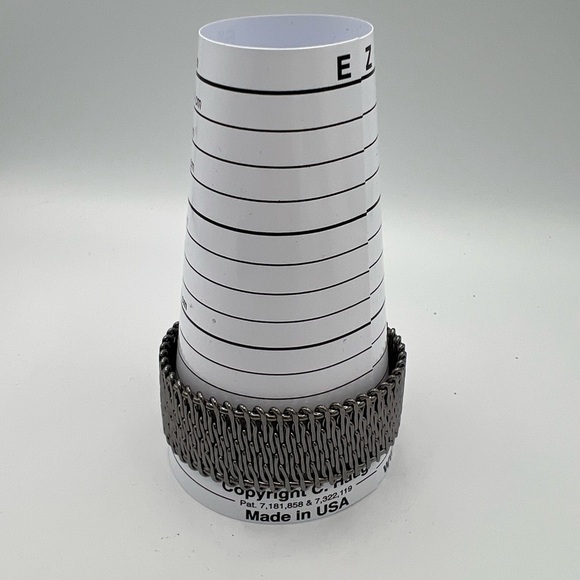 Silver Chain Link Bracelet - Picture 8 of 11